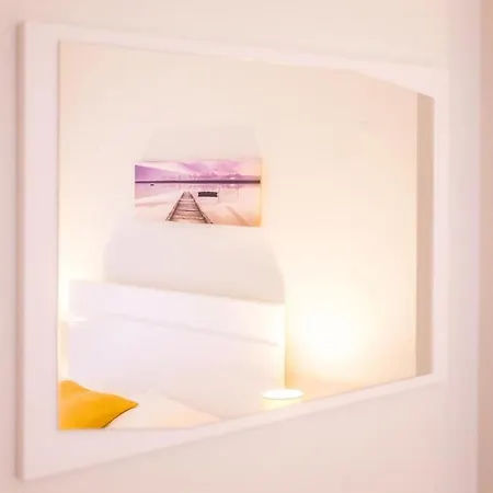 Apartment Luxury 2 Bed Near Marina